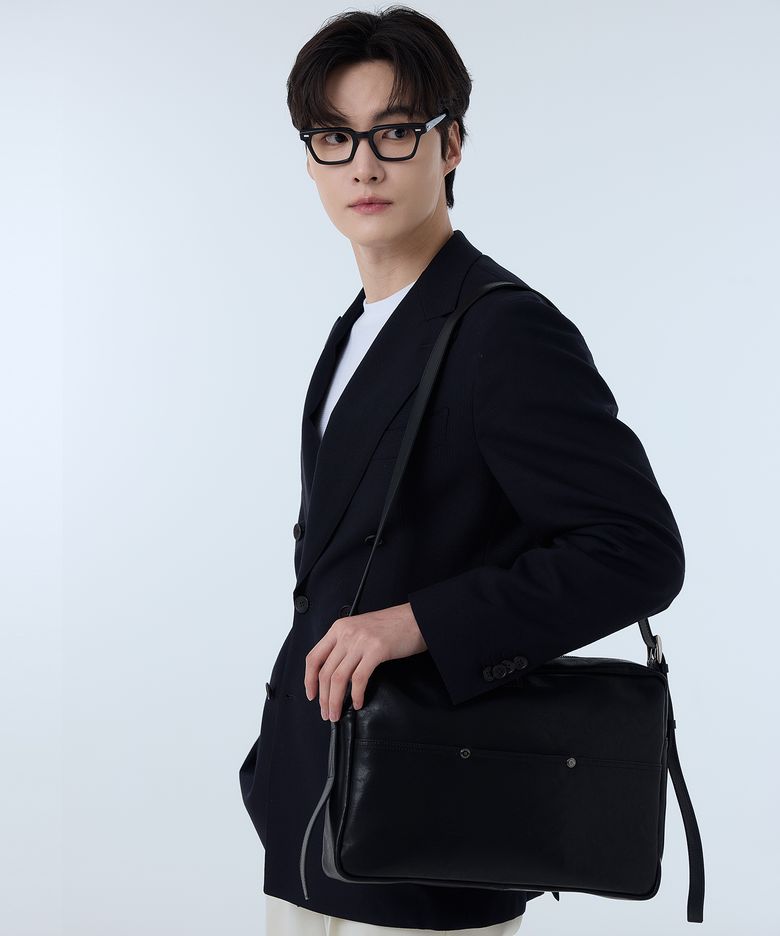 펑셔널 랩탑 레더 슬링[블랙]