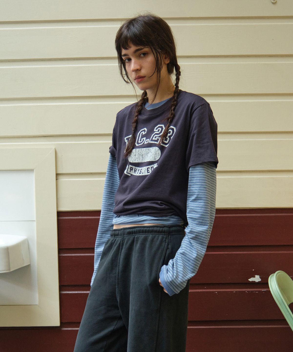 로우클래식(LOW CLASSIC) STRIPED REGULAR-FIT TEE_BLUE [LC267TS09BL]