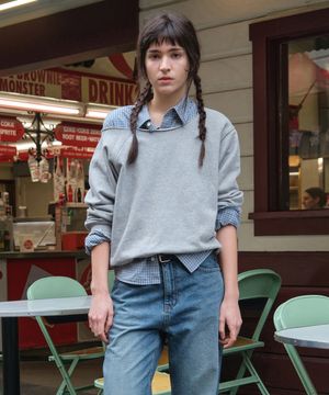 Lc OFF-SHOULDER SWEATSHIRT_MELANGE GREY [LC261TS06MG]