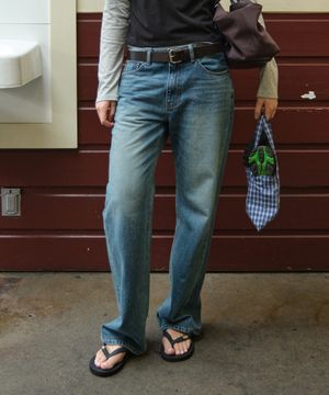 LOW-RISE JEANS_DUSTY BLUE [LC267PT25DL]