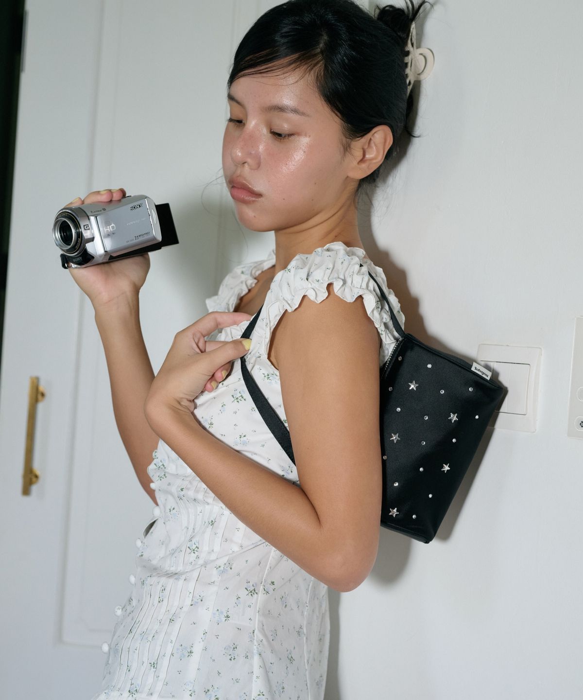 라츠유(LOTSYOU) LOTSYOU_Twinkle Jelly Pouch Bag BLACK