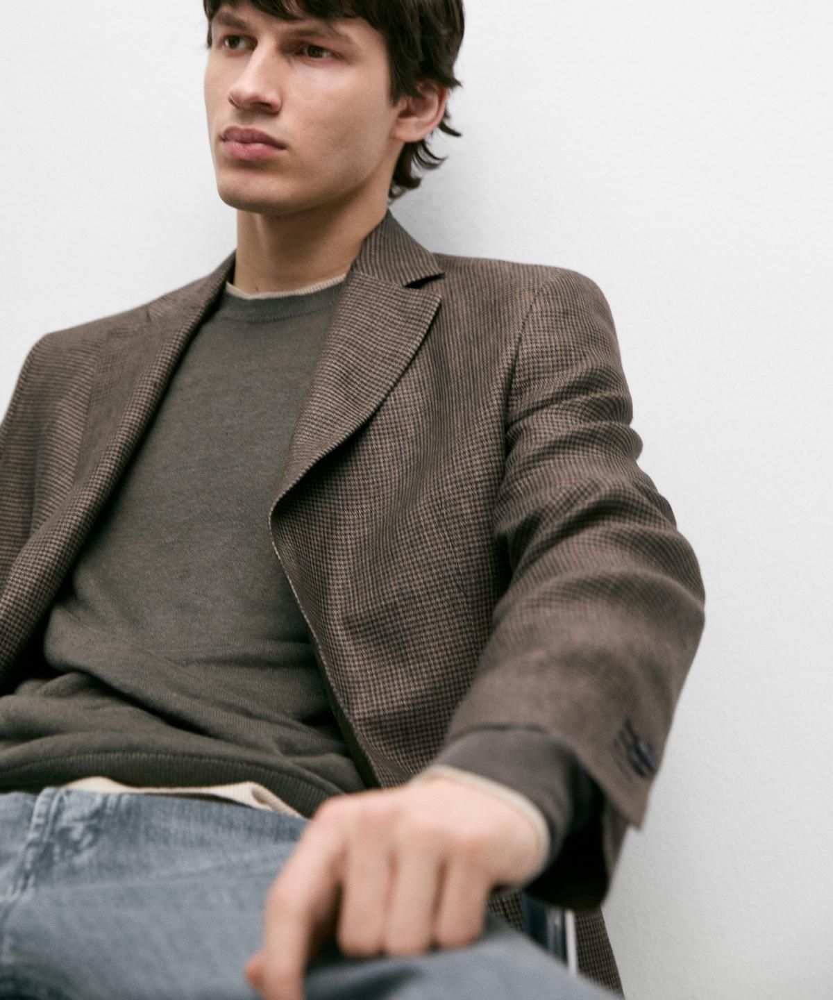 마시모두띠(MASSIMO DUTTI) 포켓 디테일 린넨 블레이저