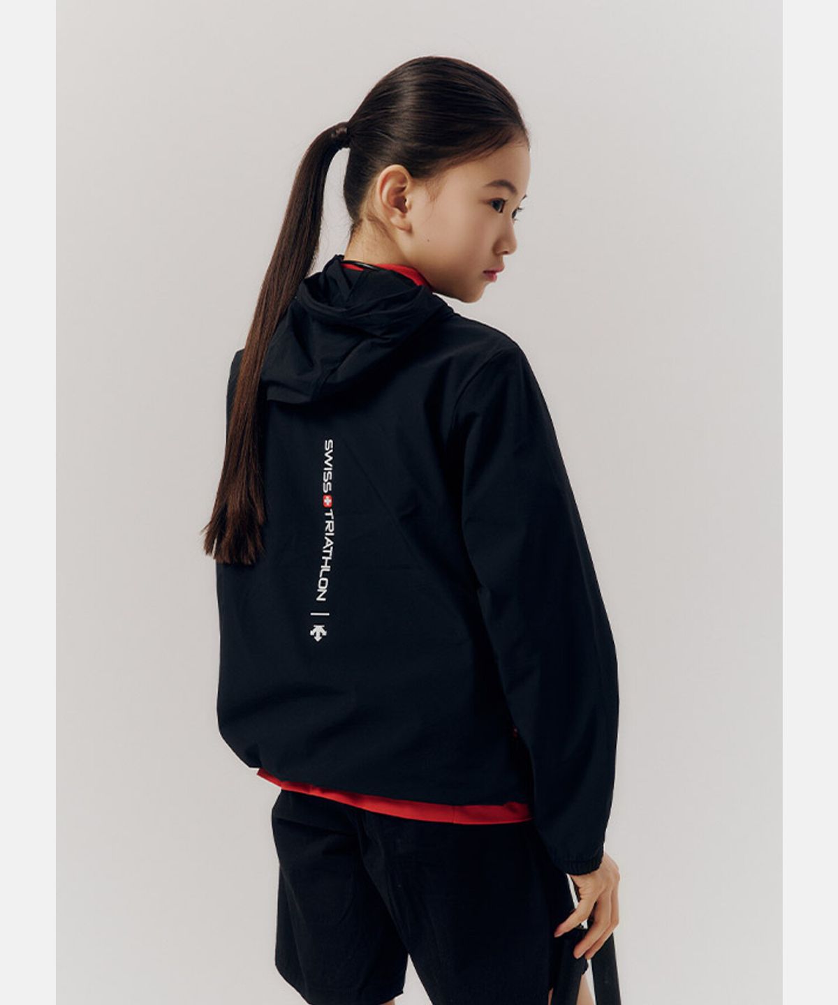 데상트(DESCENTE) 영애슬릿 스위스 트라이애슬론 스트레치 자켓 블랙 SR22JIWB41