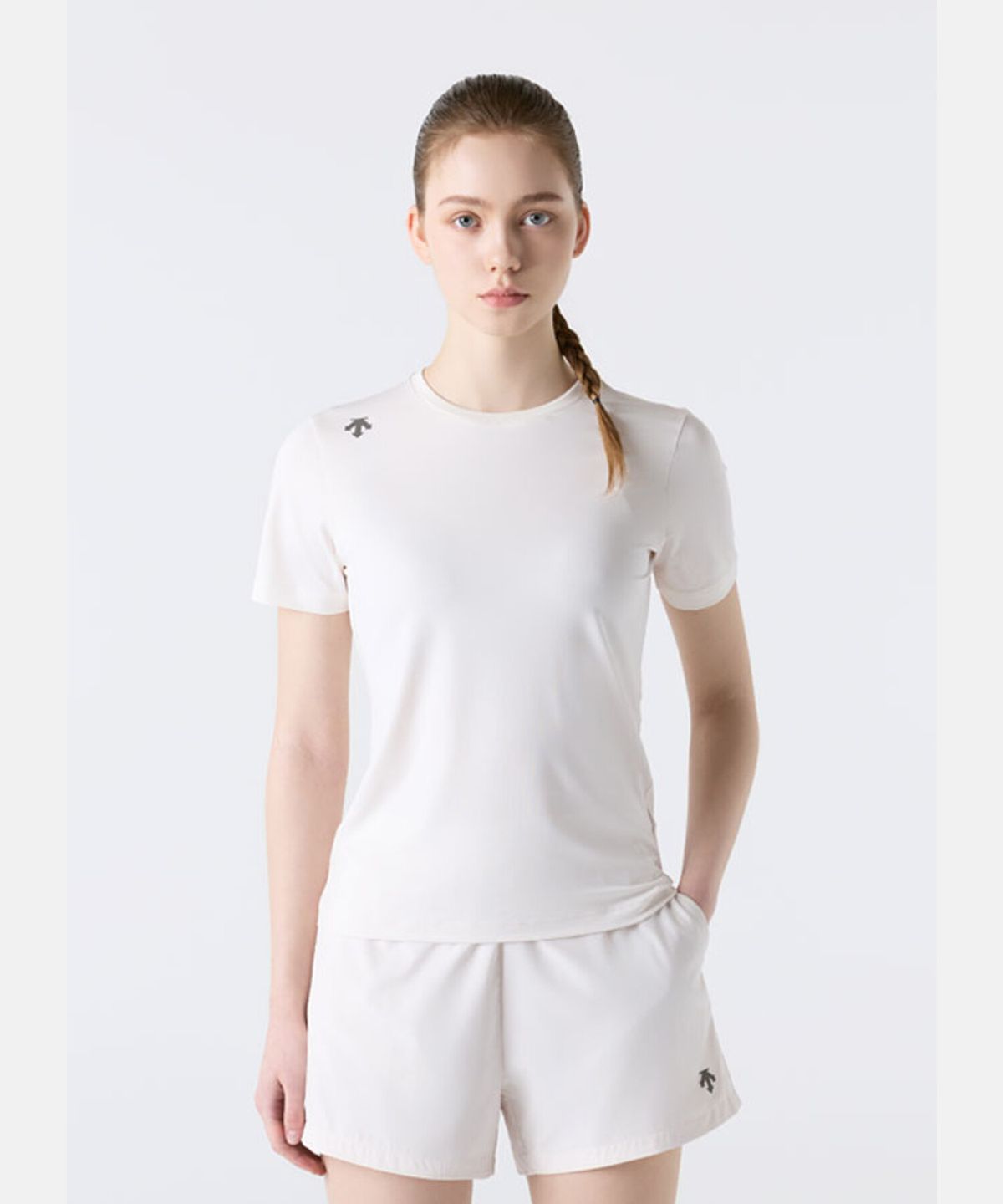 데상트(DESCENTE) 우먼스 러닝 반팔 티셔츠 아이보리 SR122RTS32
