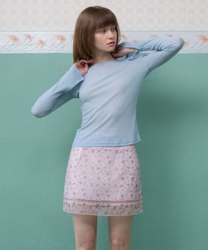 유우 슬릿 버튼 시어 티_Yuu T-Shirt