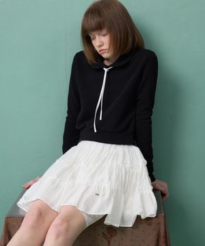 유겔 카라 크롭 스웻셔츠_Yugel Sweatshirt