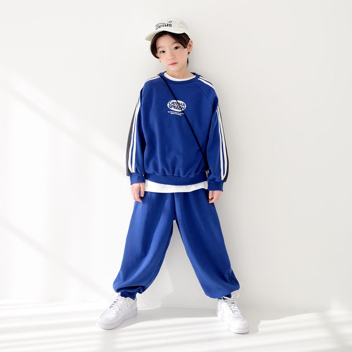 붐붐키즈(BOOMBOOMKIDS) SS26A07 모션트랙셋업