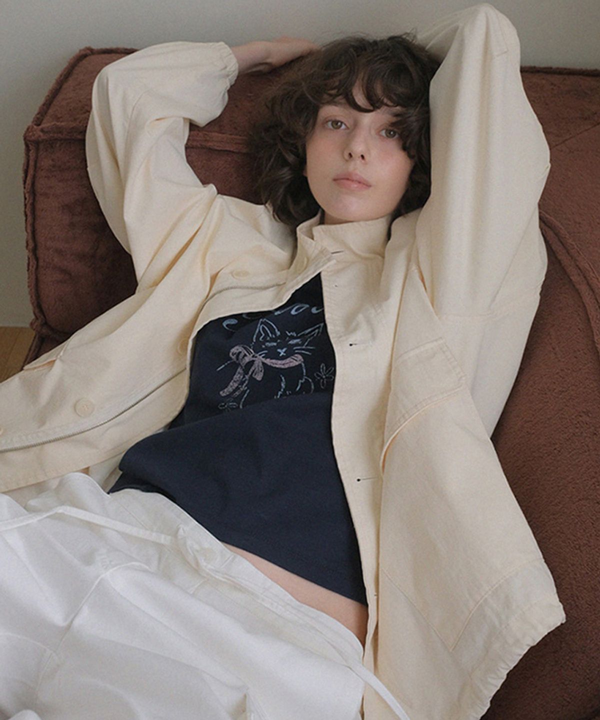 타버트(TARVERT) Chic Loose-fit Cotton Blouson - Cream