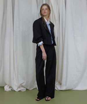 ESSENTIEL BACK BANDING PINTUCK TROUSER_SLACKS (BLACK)