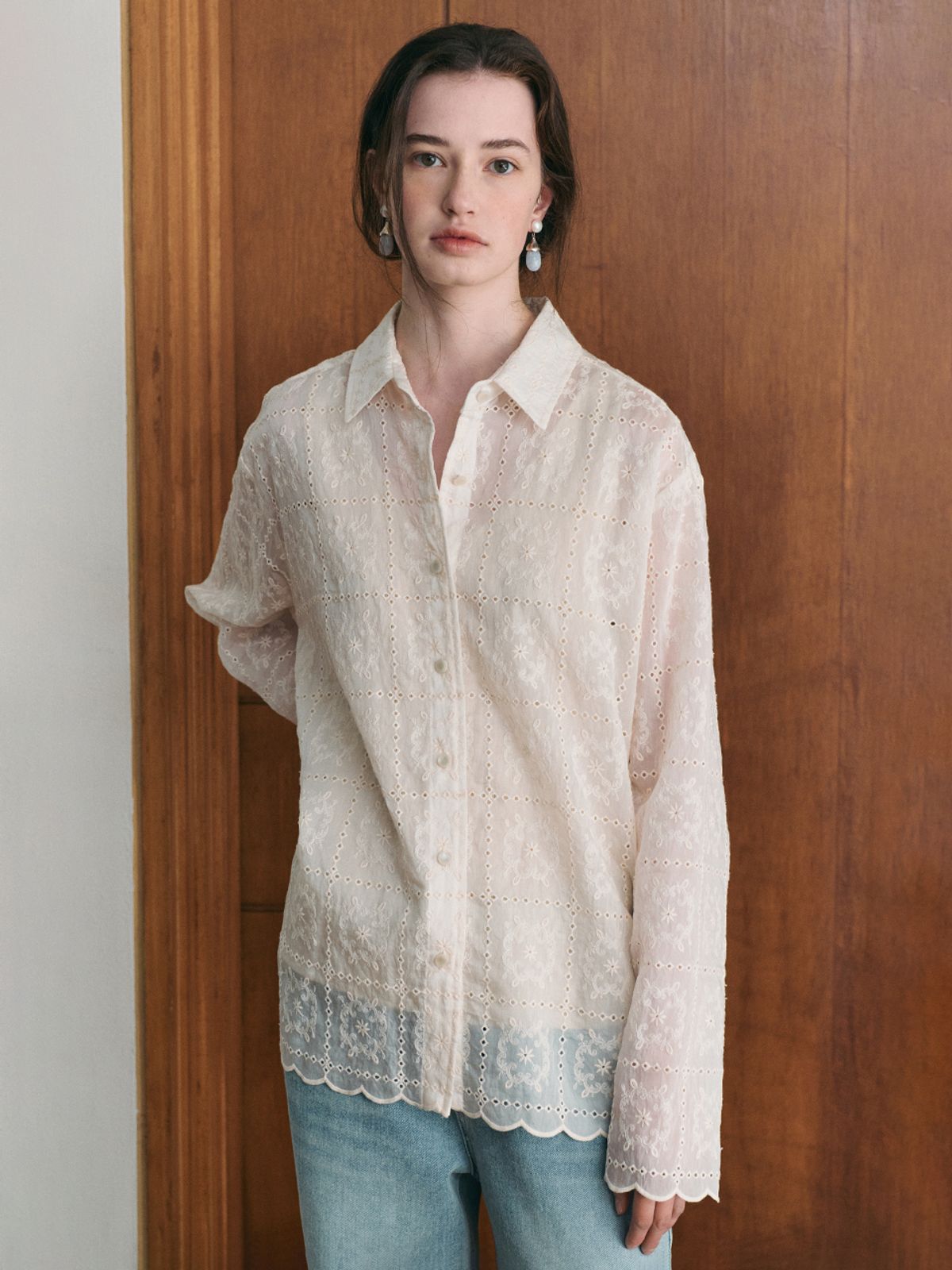 르니나(LENINA) ADELINE lace oversized shirt_IVORY