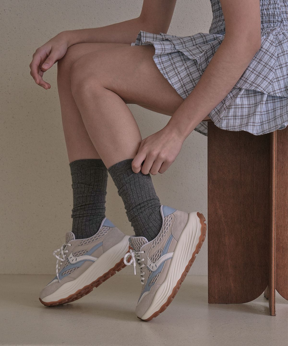 앤버터럼(ANDBUTTERUM) Brio_Sneakers_Warm Grey(BF6AMK21WG)