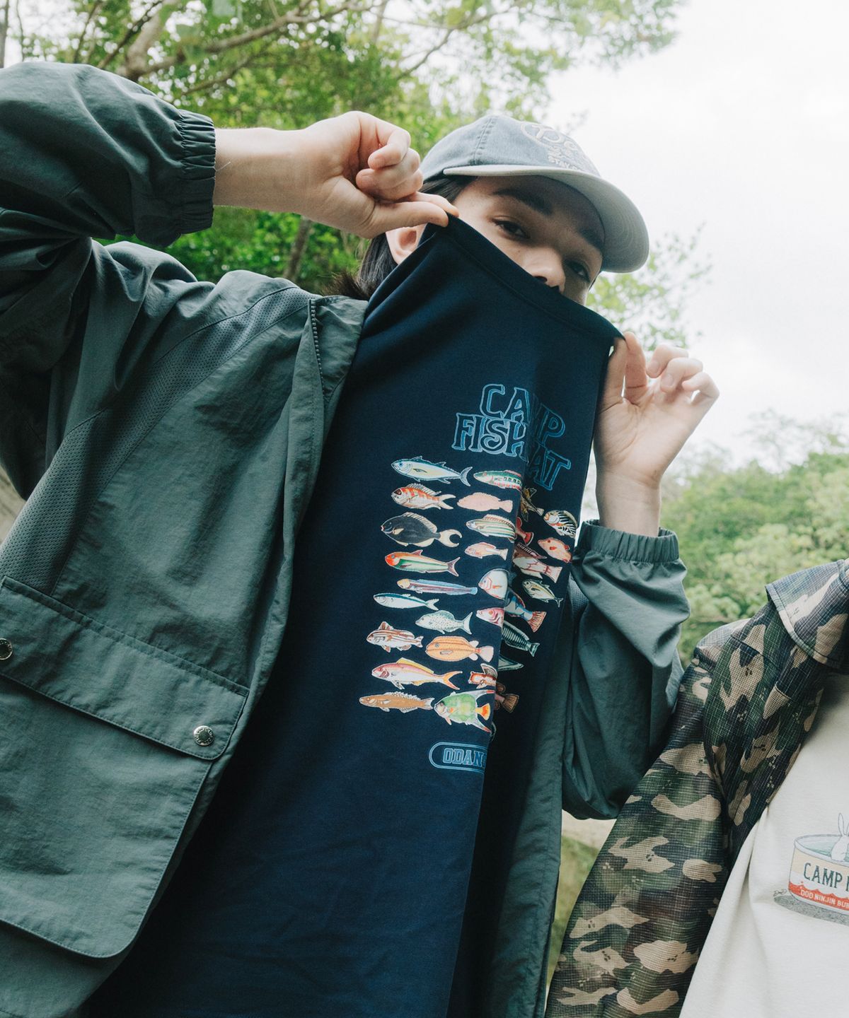 디오디(DOD) 사카나 컬렉션 반팔 티셔츠 (NAVY)