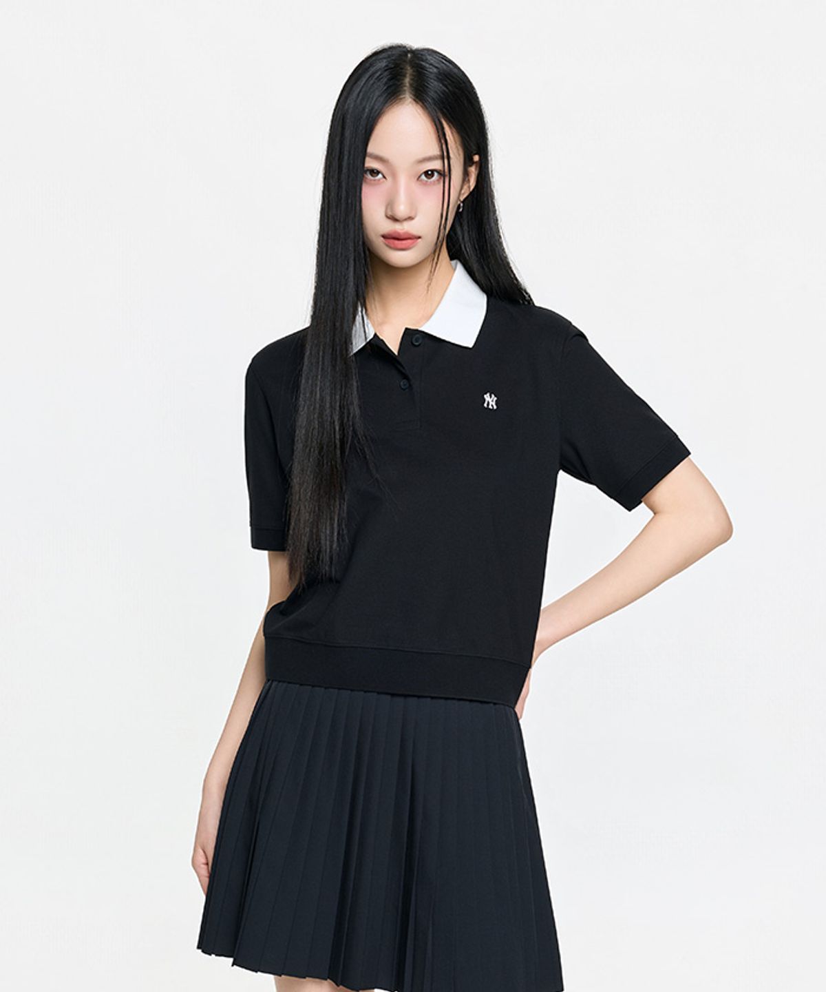 엠엘비(MLB) 여성 베이직 크롭 카라 티셔츠 NY (Black)