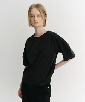 AVIN VOLUME T-SHIRT (BLACK)