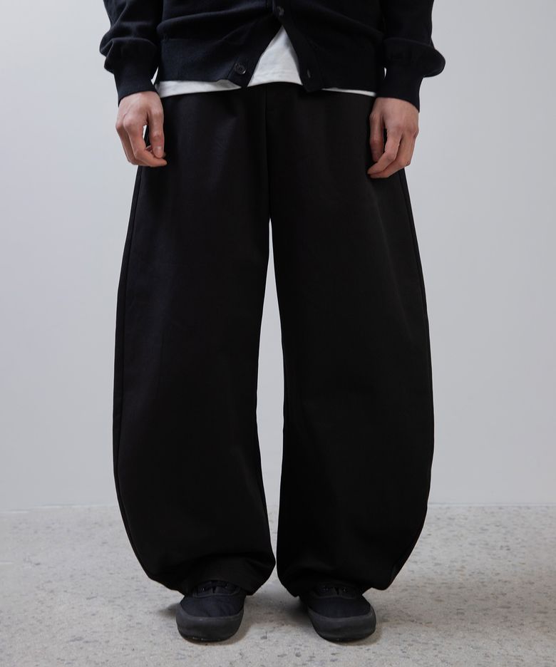 Curved Wide Cotton Pants - Black