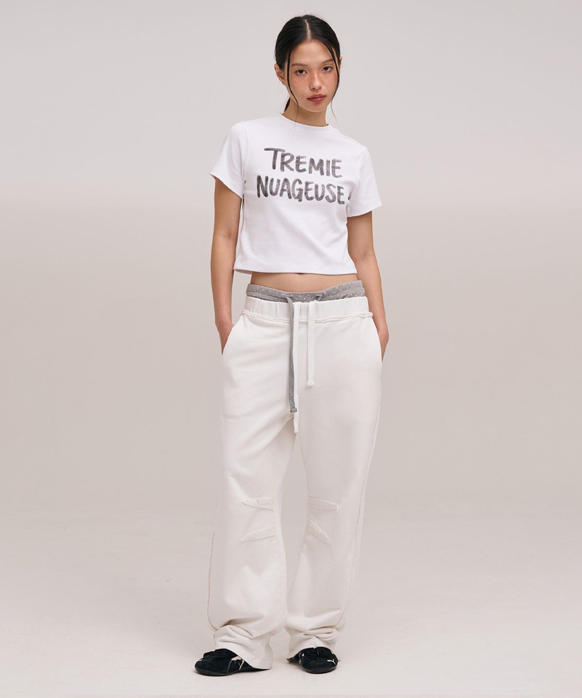 졸리앙볼(JOLIEENVOL) SCRATCH POINT BALLOON SWEAT PANTS (WHITE)