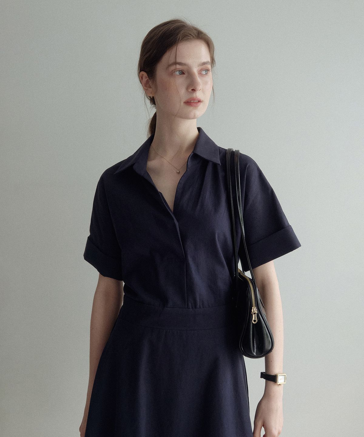 르나브(LENAV) esy Linen kara one-piece (네이비)