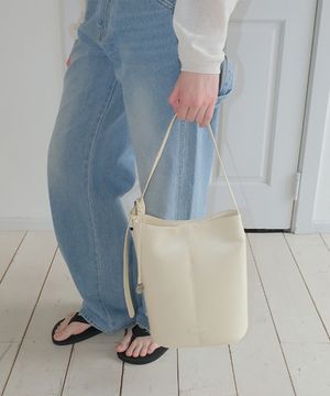 New Benta Shoulder Bag - Butter