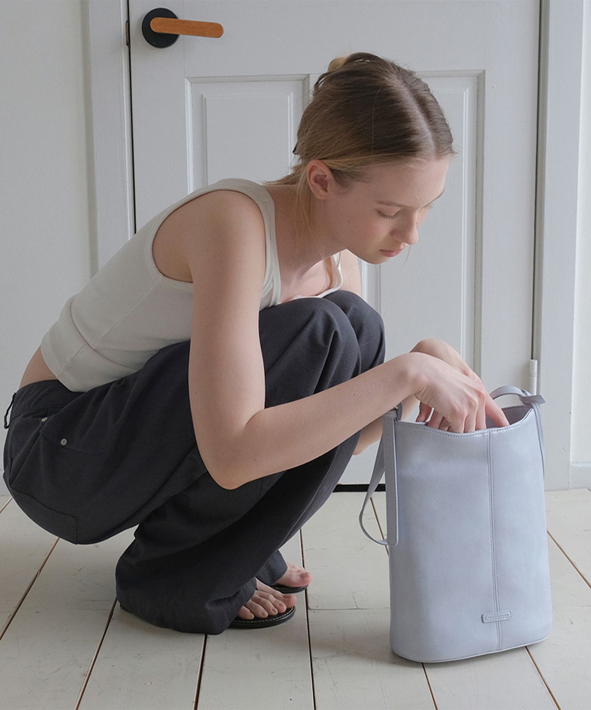 썸웨어버터(SOMEWHEREBUTTER) New Benta Shoulder Bag - Baby Blue