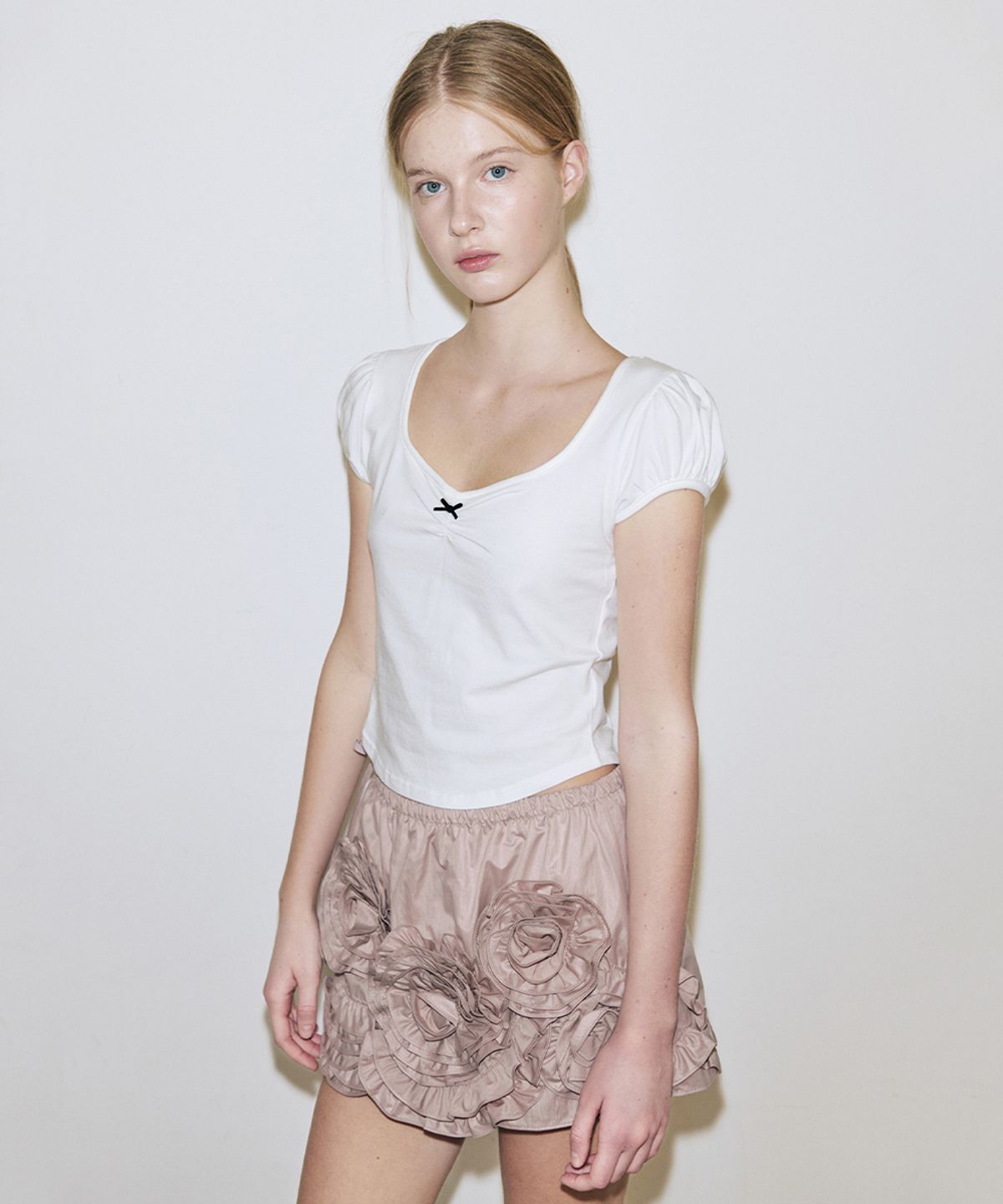 시눈(SINOON) Rose Frill Mini Skirt (Indie Pink)
