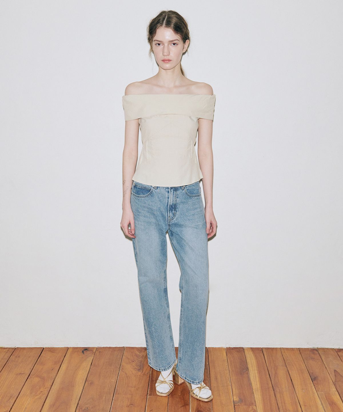시눈(SINOON) Logo Embroidered Straight Denim (Blue)