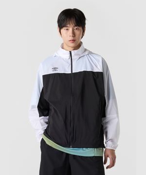 올라운드 초경량 후드형 패커블 바람막이 자켓 블랙 UR124SJK32