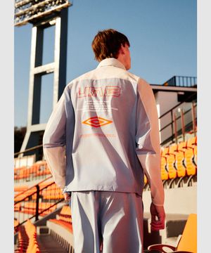 올라운드 초경량 후드형 패커블 바람막이 자켓 스카이블루 UR124SJK32