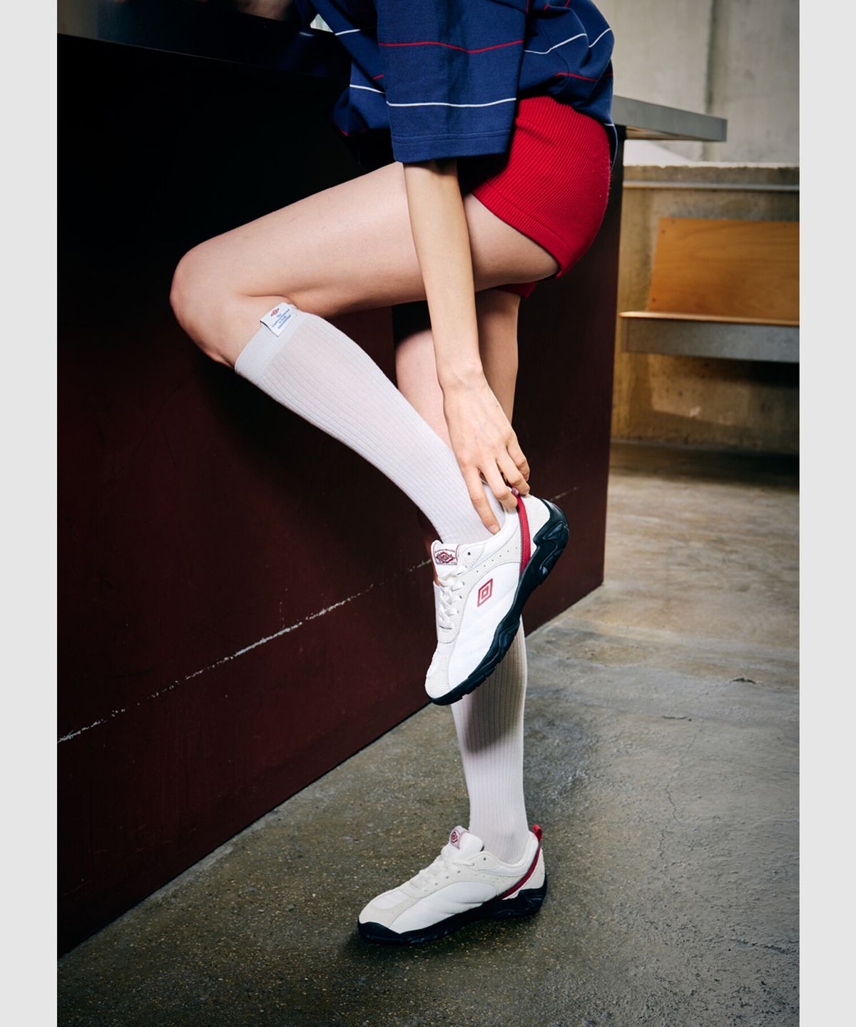 엄브로(UMBRO) PITCH OFF (피치 오프) 화이트 UR123CCU30