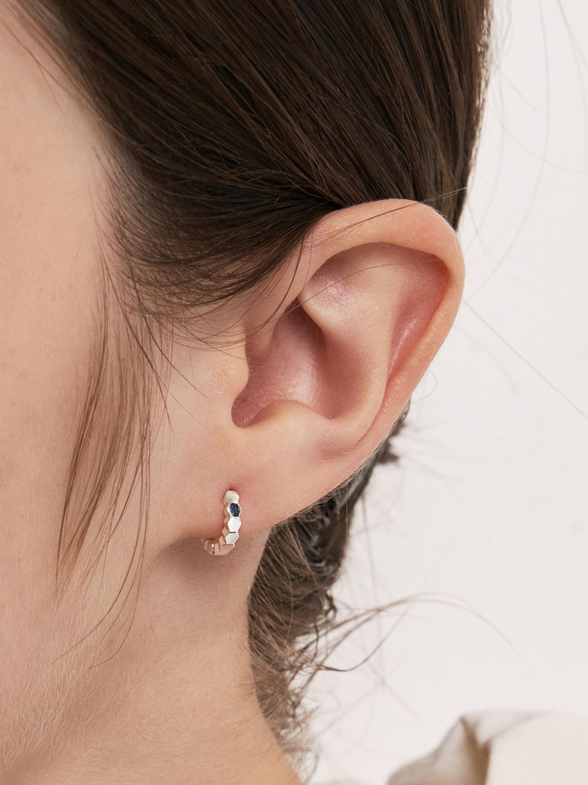 헤이(HEI) [sv925] honeybee one-touch earring
