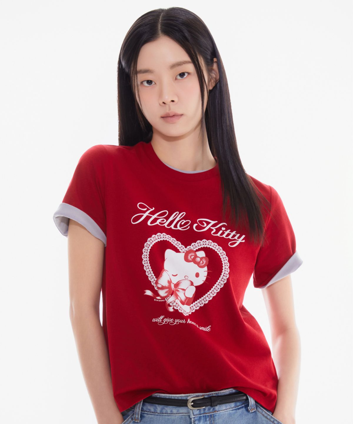 스파오(SPAO) [산리오캐릭터즈] 세미 크롭 반팔 티셔츠(RED)_SPRLG25U06