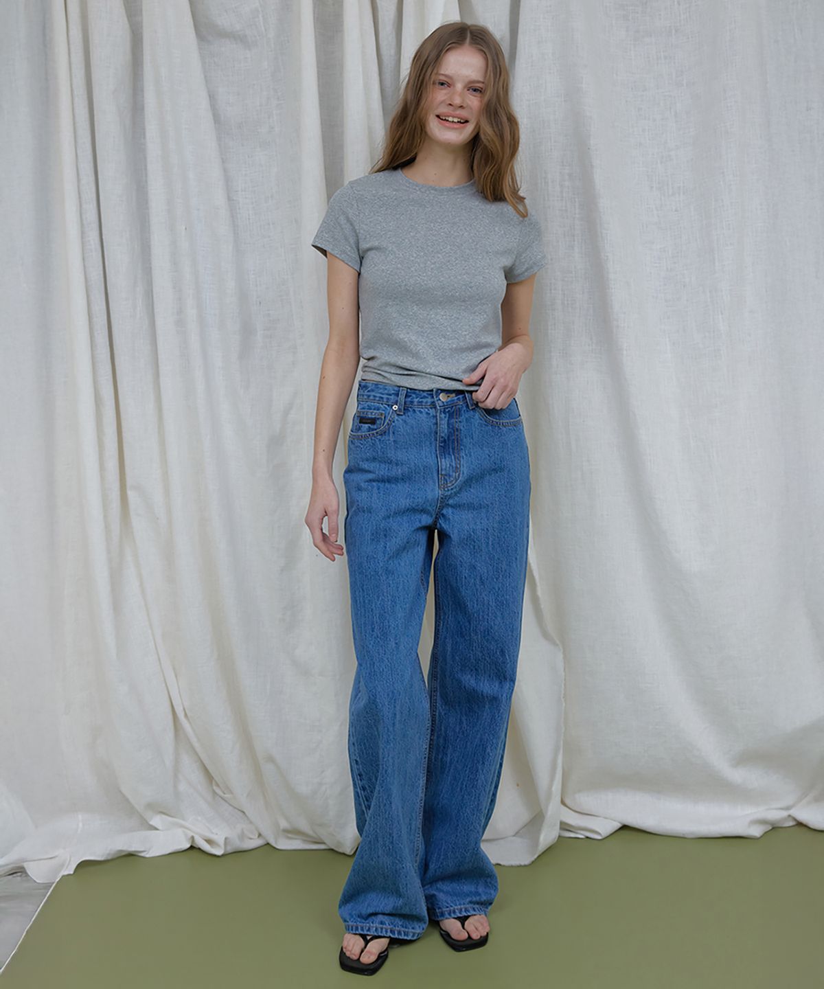 론크(LONQUE) LONQUE SEMI WIDE FIT DENIM PANTS_JEANS (MEDIUM BLUE)