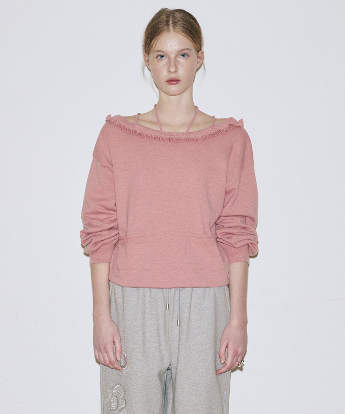 시눈(SINOON) Ruffle Lace-Up Boatneck Knit (Dusty Pink)