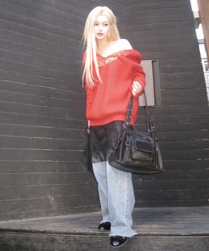 멀티 포켓 숄더 백 - 블랙