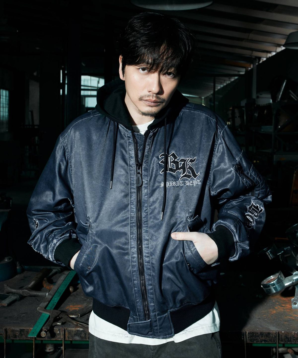 버커루(BUCKAROO) 남성 피그먼트 후드 항공점퍼 다크 네이비