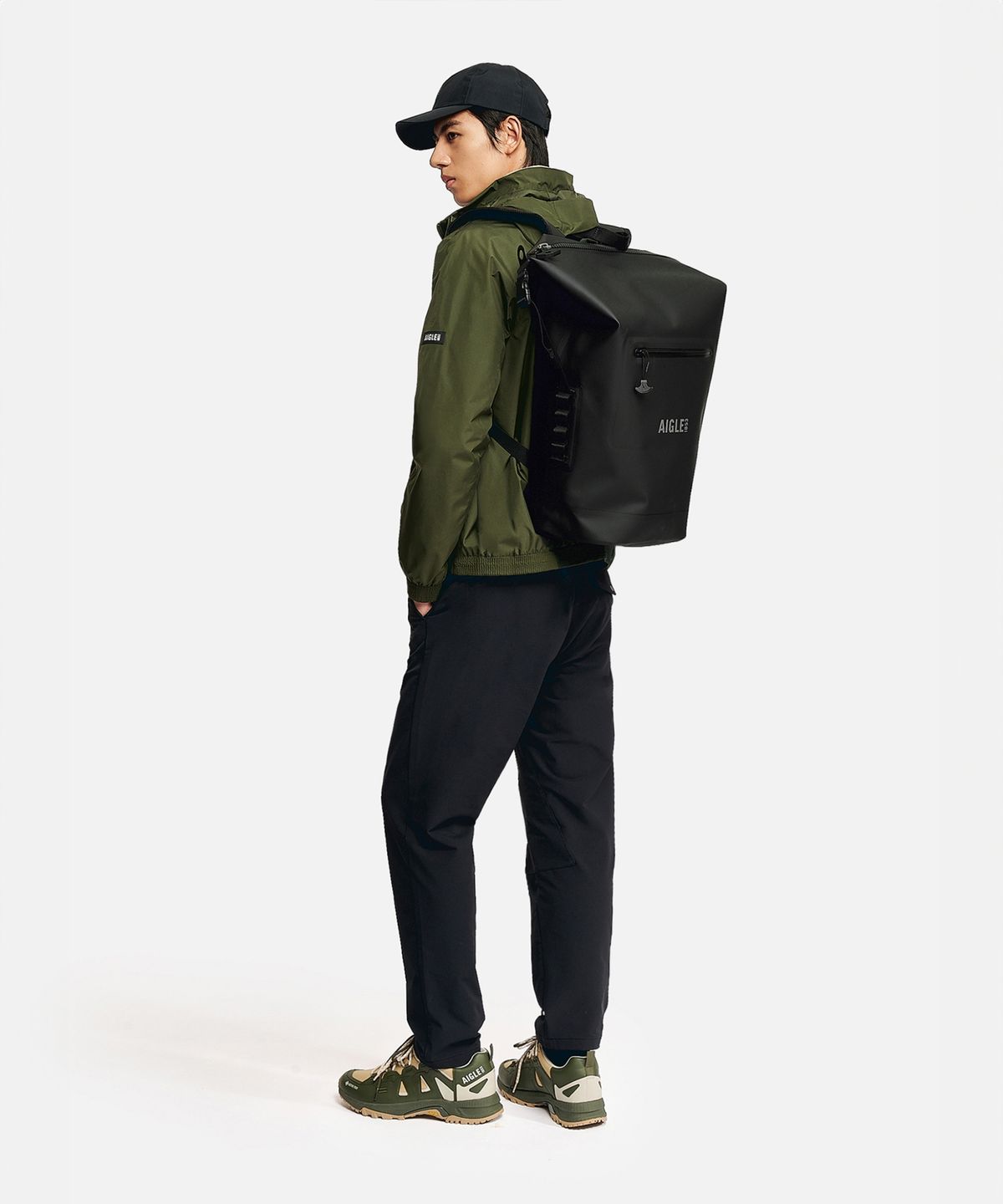 에이글(Aigle) 트래블 드라이 - 방수 백팩 (25L) AAS26UBAC008NOI