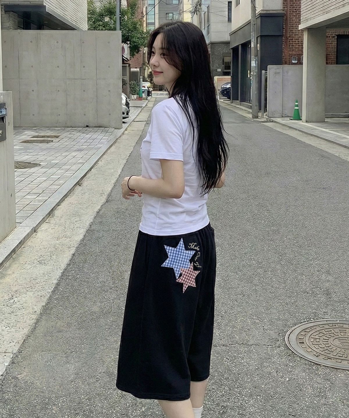 모즈모즈(MOZMOZ) 버뮤다 스타패치 사이드턱 스웨트 팬츠 블랙