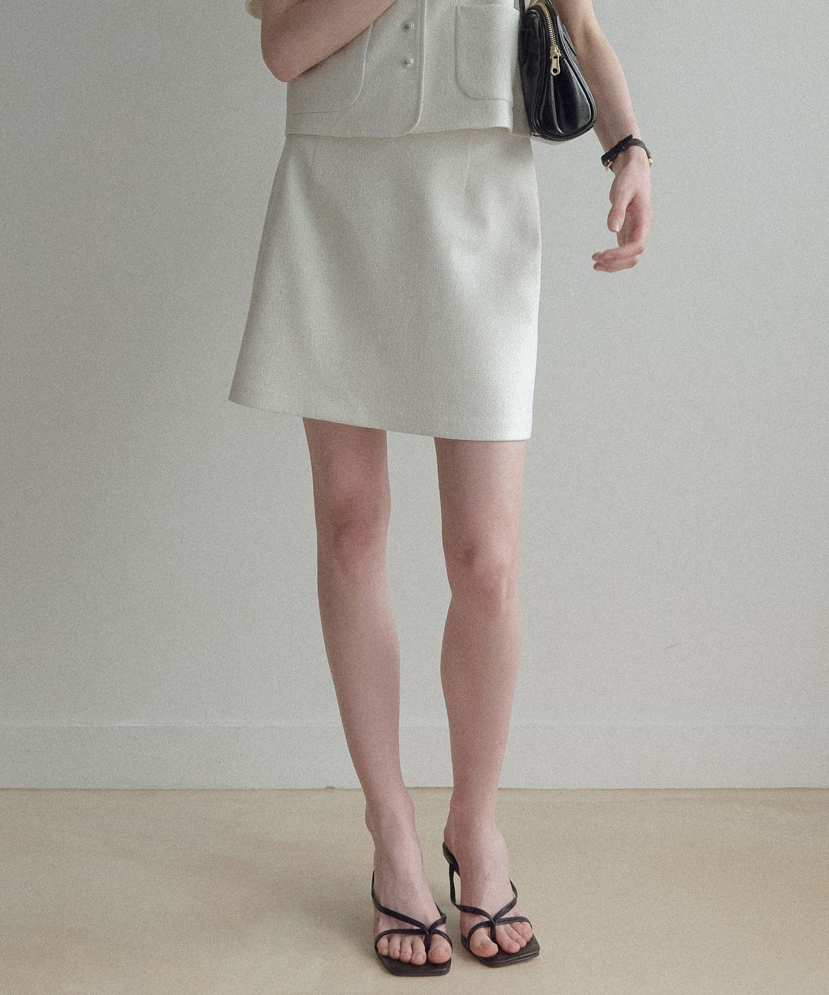 르나브(LENAV) V tweed skirt (아이보리)