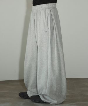 사이드 핀턱 로고 와이드 스웨트 팬츠[그레이]