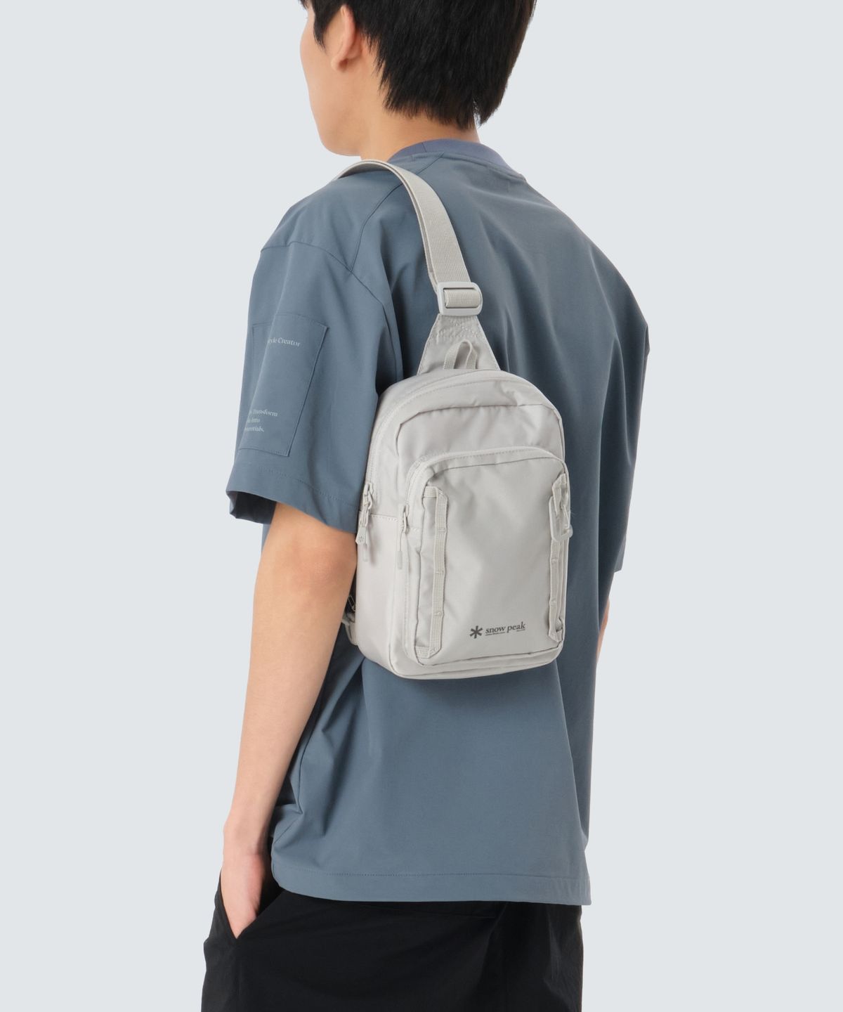 스노우피크 어패럴(SNOWPEAK APPAREL) 프로에어 경량 슬링백 5L (S26ZUFBG02) Light Gray