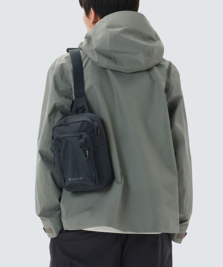 프로에어 경량 슬링백 5L (S26ZUFBG02) Charcoal Navy