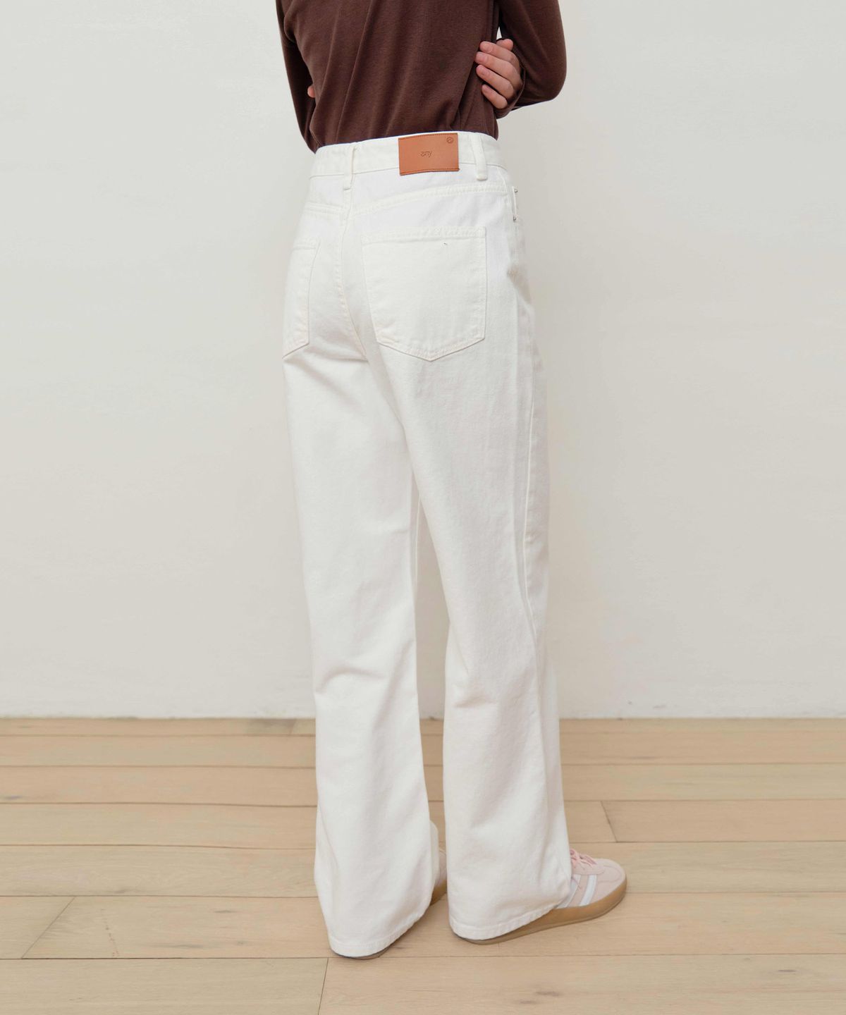 디애니(THE ANY) Straight Classic Denim Pants
