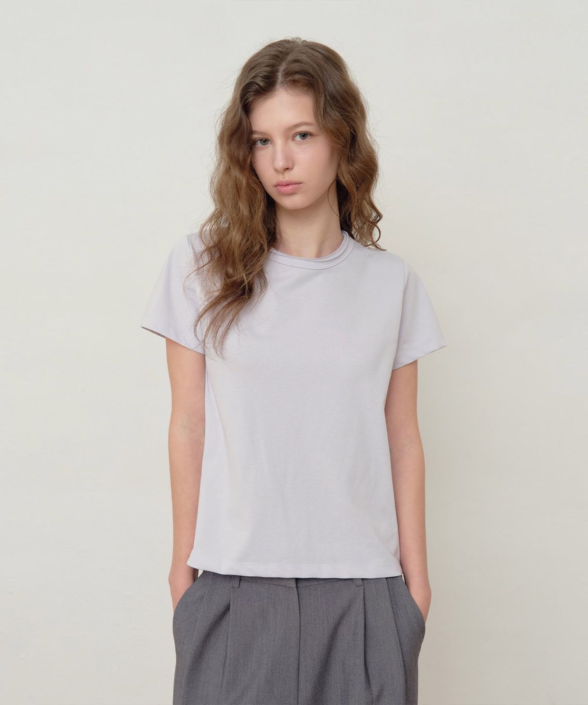 디애니(THE ANY) Spread Neck Top