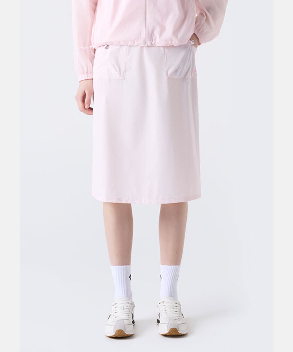 데상트(DESCENTE) 우먼스 쿨링 우븐 스커트 라이트 핑크 SR122PSK31