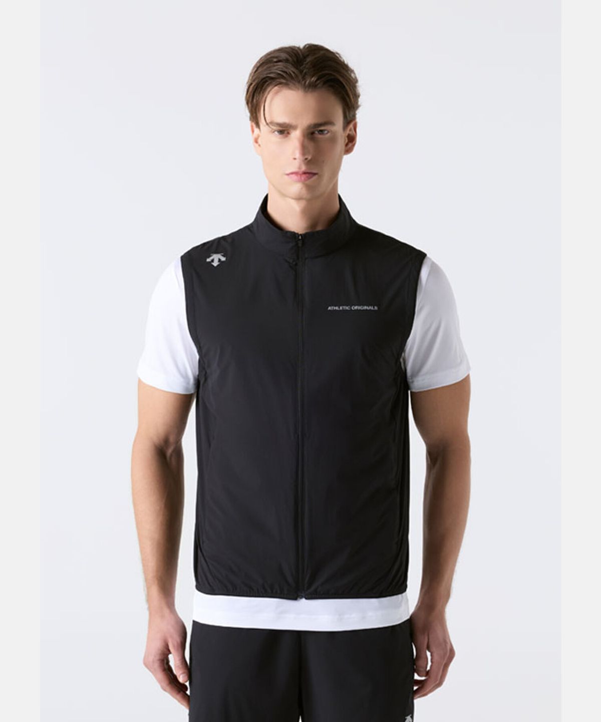 데상트(DESCENTE) 러닝 에어글라이더 경량 베스트 블랙 SR223RVE41