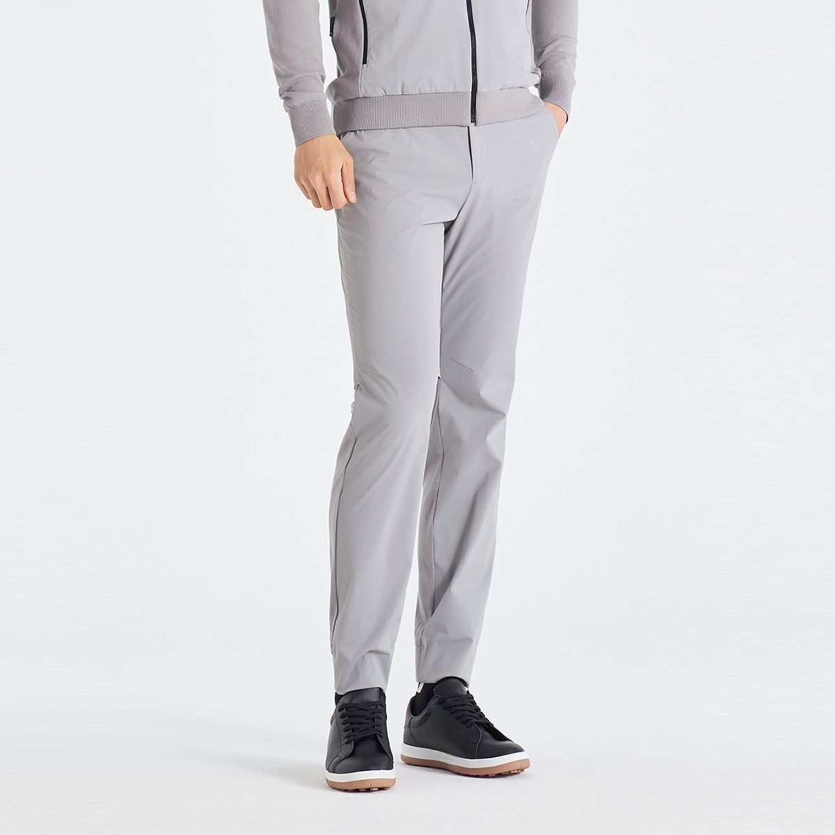 테일러메이드 어패럴(TAYLORMADE APPAREL) 26SS 남성 우븐 하이브리드 니트 조거핏 팬츠 TP6-11HG22-190