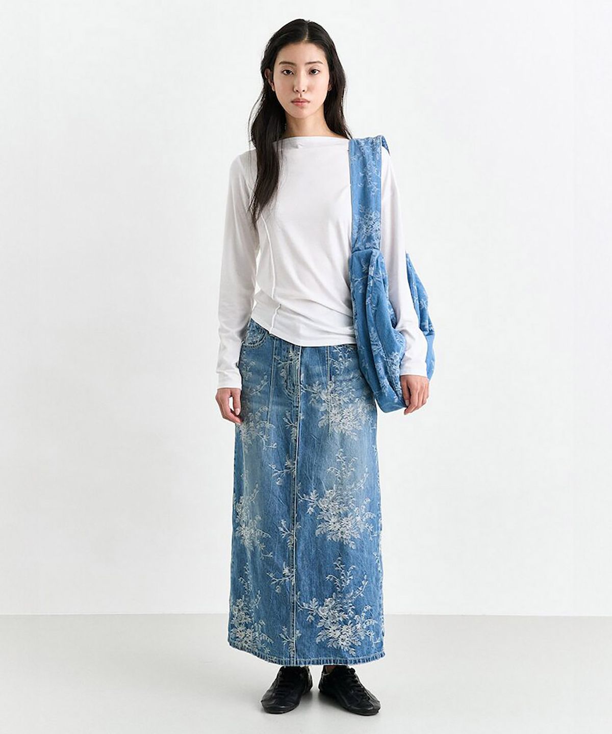 앙개(ANGGAE) Flower Hline Skirt  Blue