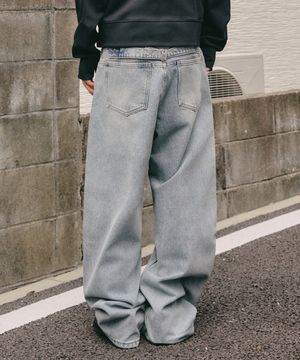 신치 백 워시드 오버 커브드 데님 팬츠 [그레이시 블루]