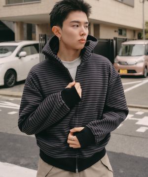 스트라이프 코어 크롭 핑거 홀 후드 집업 [차콜]
