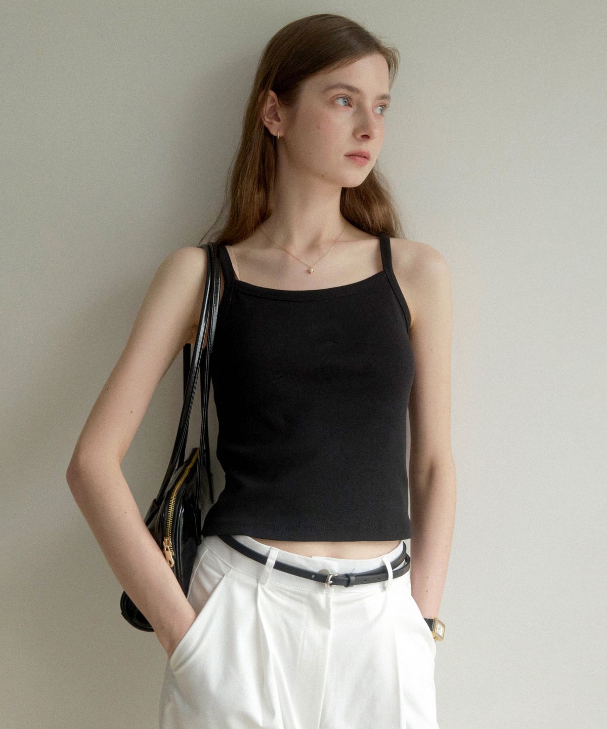 르나브(LENAV) Les sleeveless Tee (블랙)