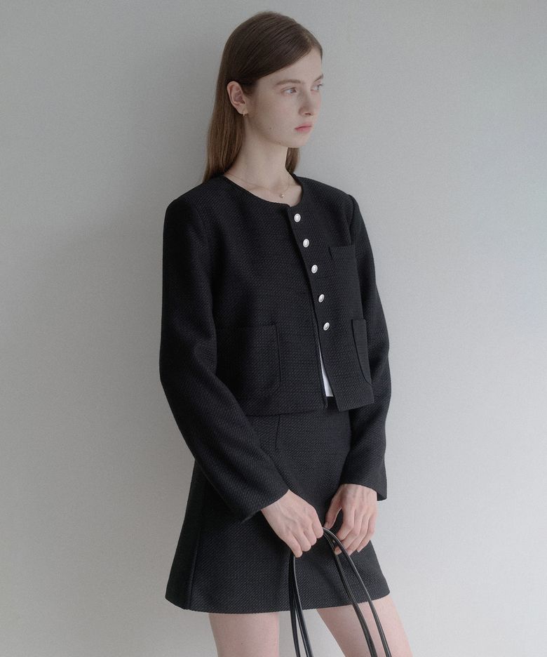 esy round long sleeve tweed crop jacket (블랙)